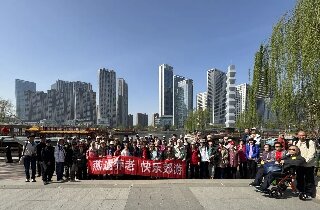 燕达长辈踏青出游，共赴一场春的盛宴！