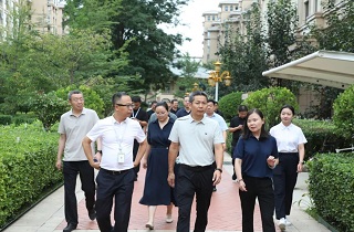 浙江省民政厅党组书记、厅长陈斌等领导一行莅临燕达养护中心参观调研